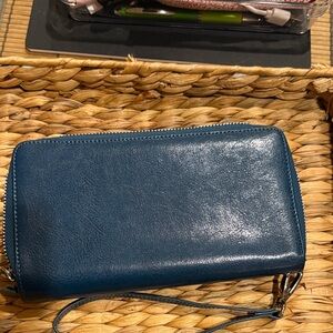 Lavemi Teal  Leather Zip Wallet